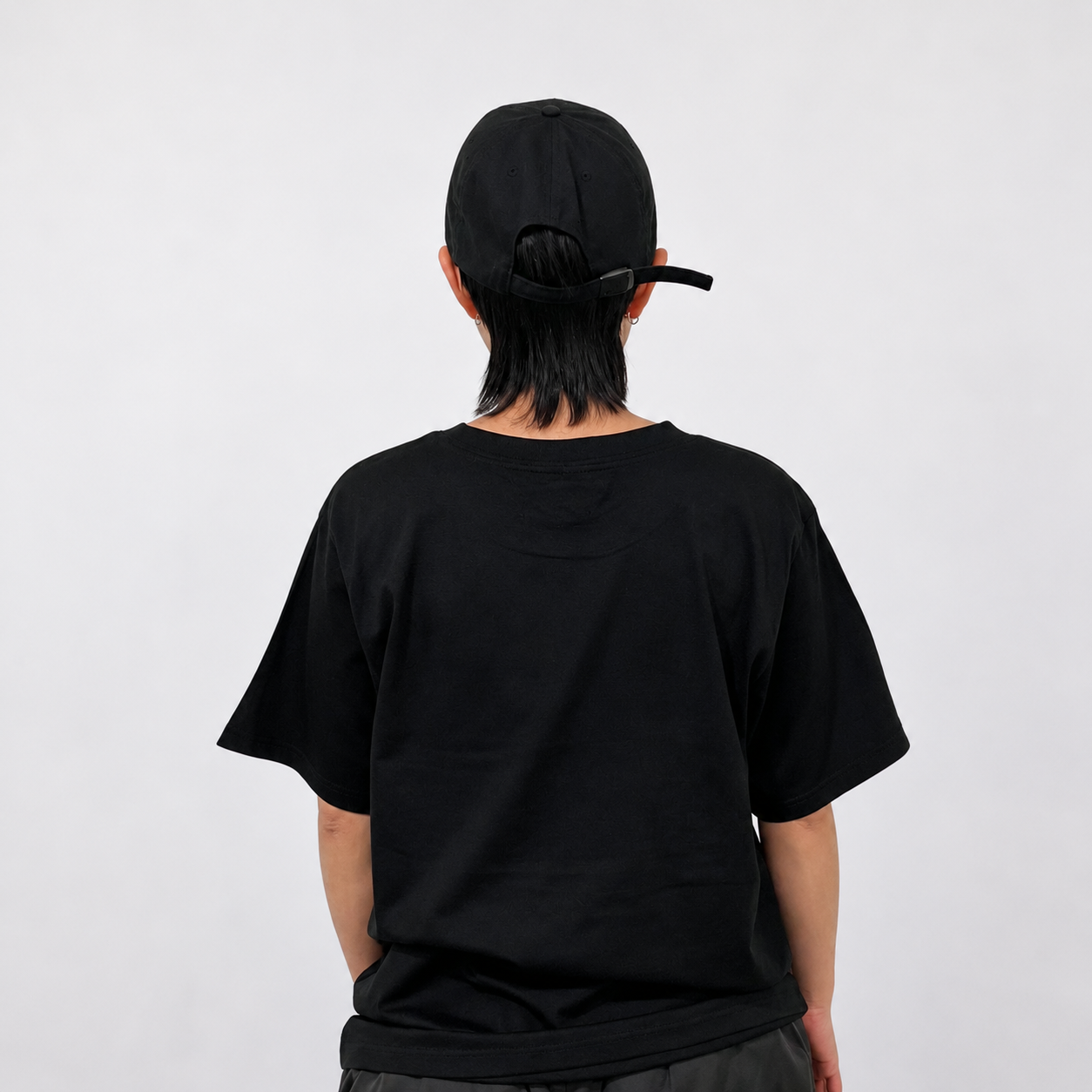 Dark Mute Tee - Women